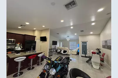 3941 Tropical Way, Palm Springs, FL 33461 - Photo 10
