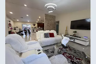3941 Tropical Way, Palm Springs, FL 33461 - Photo 8