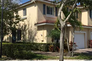 3121 N Evergreen Cir, Boynton Beach, FL 33426 - Photo 1