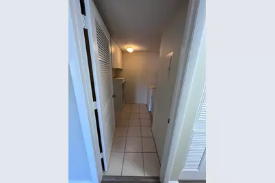 1002 Green Pine Boulevard #F2, West Palm Beach, FL 33409 - Photo 4
