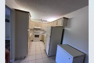 1002 Green Pine Boulevard #F2, West Palm Beach, FL 33409 - Photo 20