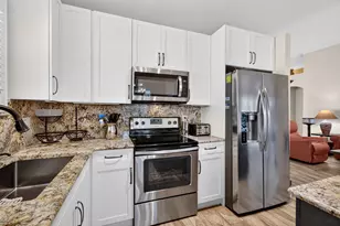 10398 Utopia Cir E, Boynton Beach, FL 33437 - Photo 36