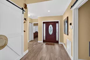 10398 Utopia Cir E, Boynton Beach, FL 33437 - Photo 8