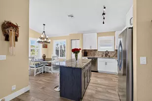 10398 Utopia Cir E, Boynton Beach, FL 33437 - Photo 28
