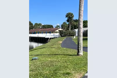 1002 Green Pine Boulevard #F2, West Palm Beach, FL 33409 - Photo 30