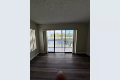 1002 Green Pine Boulevard #F2, West Palm Beach, FL 33409 - Photo 12