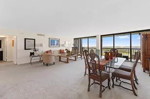 2480 Presidential Way, West Palm Beach, FL 33401 - Photo 8