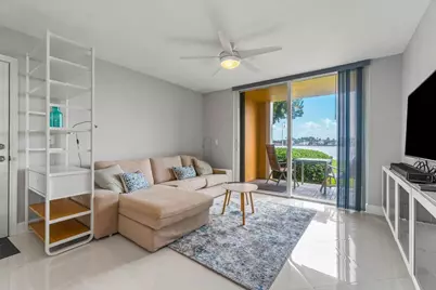 180 Yacht Club Way #102, Hypoluxo, FL 33462 - Photo 8