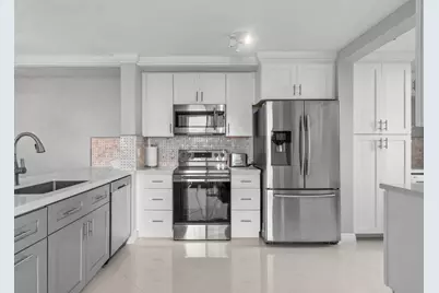 180 Yacht Club Way #102, Hypoluxo, FL 33462 - Photo 2