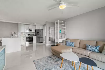 180 Yacht Club Way #102, Hypoluxo, FL 33462 - Photo 10
