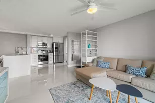 180 Yacht Club Way, Hypoluxo, FL 33462 - Photo 10