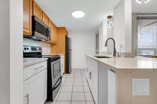 2840 NE 33rd Ct, Fort Lauderdale, FL 33306 - Photo 10