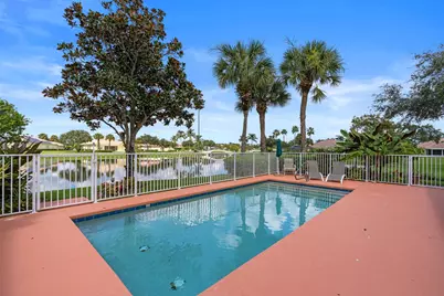 8397 Rosalie Lane, Wellington, FL 33414 - Photo 32