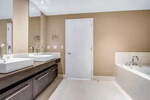 17121 Collins Ave, Sunny Isles Beach, FL 33160 - Photo 32