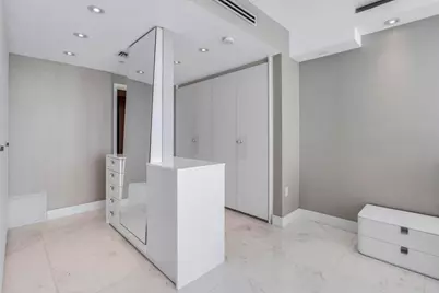 17121 Collins Avenue #2207, Sunny Isles Beach, FL 33160 - Photo 22