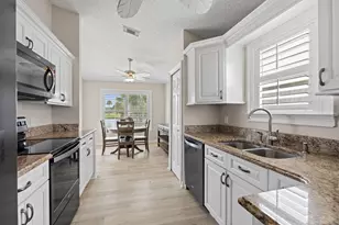 550 Paurotis Ln, Fort Pierce, FL 34982 - Photo 10