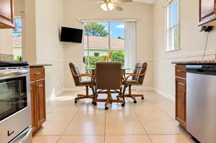 374 NW Toscane Tr, Port Saint Lucie, FL 34986 - Photo 8