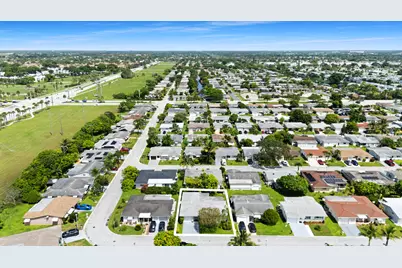 6995 NW 10th Court, Margate, FL 33063 - Photo 32