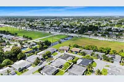6995 NW 10th Court, Margate, FL 33063 - Photo 34