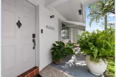 6995 NW 10th Court, Margate, FL 33063 - Photo 12