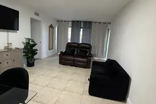 1620 Balfour Point Dr, West Palm Beach, FL 33411 - Photo 2