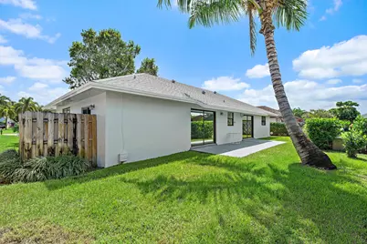 1633 Woods Bend Road, West Palm Beach, FL 33406 - Photo 20