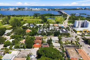 113 N Lakeside Dr, Lake Worth Beach, FL 33460 - Photo 16