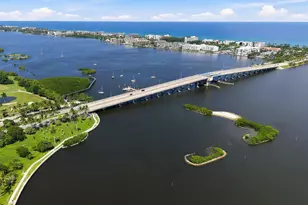 113 N Lakeside Dr, Lake Worth Beach, FL 33460 - Photo 22