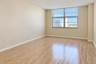 2851 NE 183rd St, Aventura, FL 33160 - Photo 4
