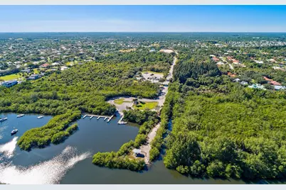 6088 SE Crooked Oak Avenue, Hobe Sound, FL 33455 - Photo 22