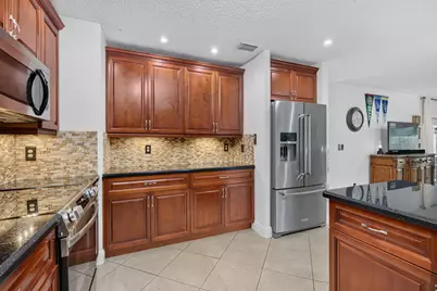 10531 NW 11th Court, Plantation, FL 33322 - Photo 18