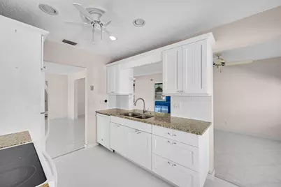 1515 SW 21st Street, Boynton Beach, FL 33426 - Photo 10
