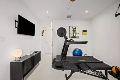 2000 Coral Gardens Drive, Wilton Manors, FL 33306 - Photo 24