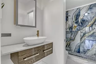 7690 Tahiti Ln, Lake Worth, FL 33467 - Photo 18