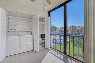 7690 Tahiti Ln, Lake Worth, FL 33467 - Photo 20