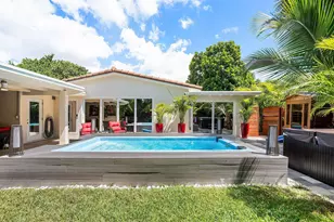 2041 NE 30th St, Fort Lauderdale, FL 33306 - Photo 32