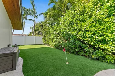 1114 SE 14th Avenue, Deerfield Beach, FL 33441 - Photo 36