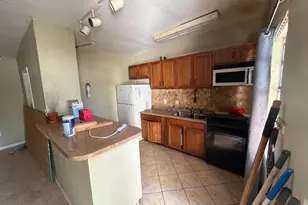 2136 Collins Ct, Hollywood, FL 33020 - Photo 34