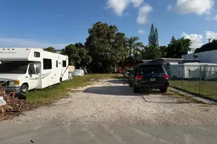 2136 Collins Ct, Hollywood, FL 33020 - Photo 1
