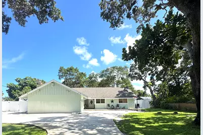2518 Ranch House Road, West Palm Beach, FL 33406 - Photo 4