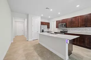 4488 Appleton Cir E, Oakland Park, FL 33309 - Photo 8