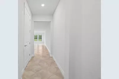 4488 Appleton Circle E, Oakland Park, FL 33309 - Photo 4