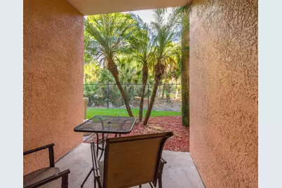2106 Myrtlewood Circle E, Palm Beach Gardens, FL 33418 - Photo 4