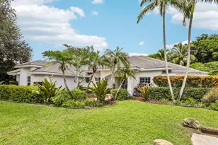 4129 St Andrews Dr, Boynton Beach, FL 33436 - Photo 2