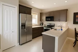 303 SE 22nd St, Fort Lauderdale, FL 33316 - Photo 8