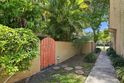 7175 Nova Drive, Davie, FL 33317 - Photo 24