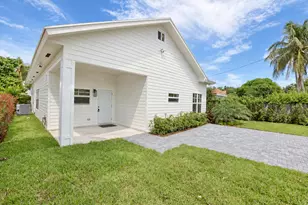 520 38th St, West Palm Beach, FL 33407 - Photo 2