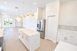 520 38th St, West Palm Beach, FL 33407 - Photo 8