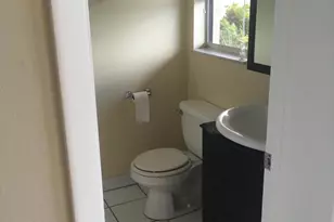 300 NE 26th Ave, Boynton Beach, FL 33435 - Photo 12
