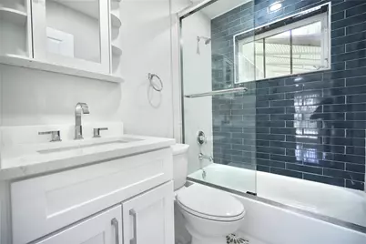 917 SE 15th Court, Deerfield Beach, FL 33441 - Photo 14